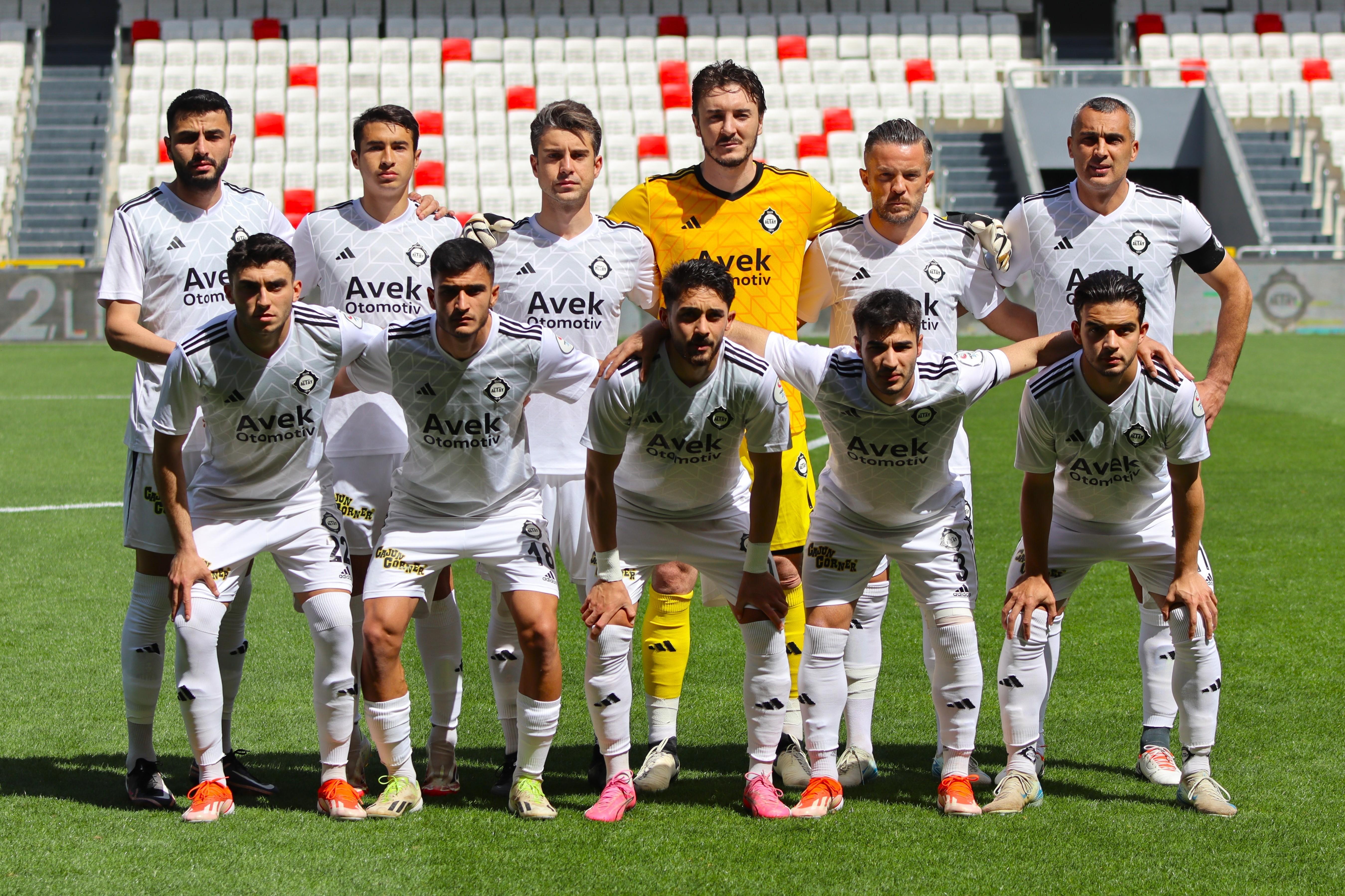 Nereden nereye... Bir zamanlar tozu dumana katıyorlardı!