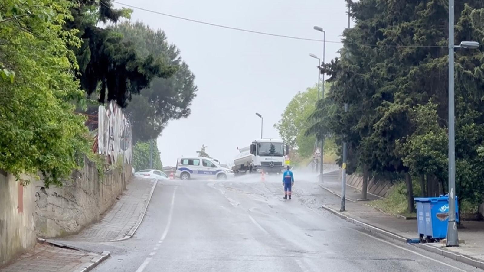 Üsküdar'da İETT otobüsü rampada mazot sızdırdı, birçok araç kaza yaptı
