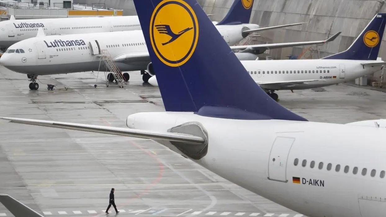 Lufthansa uçağı 10 dakika pilotsuz uçtu: Yardımcı pilot baygınlık geçirdi