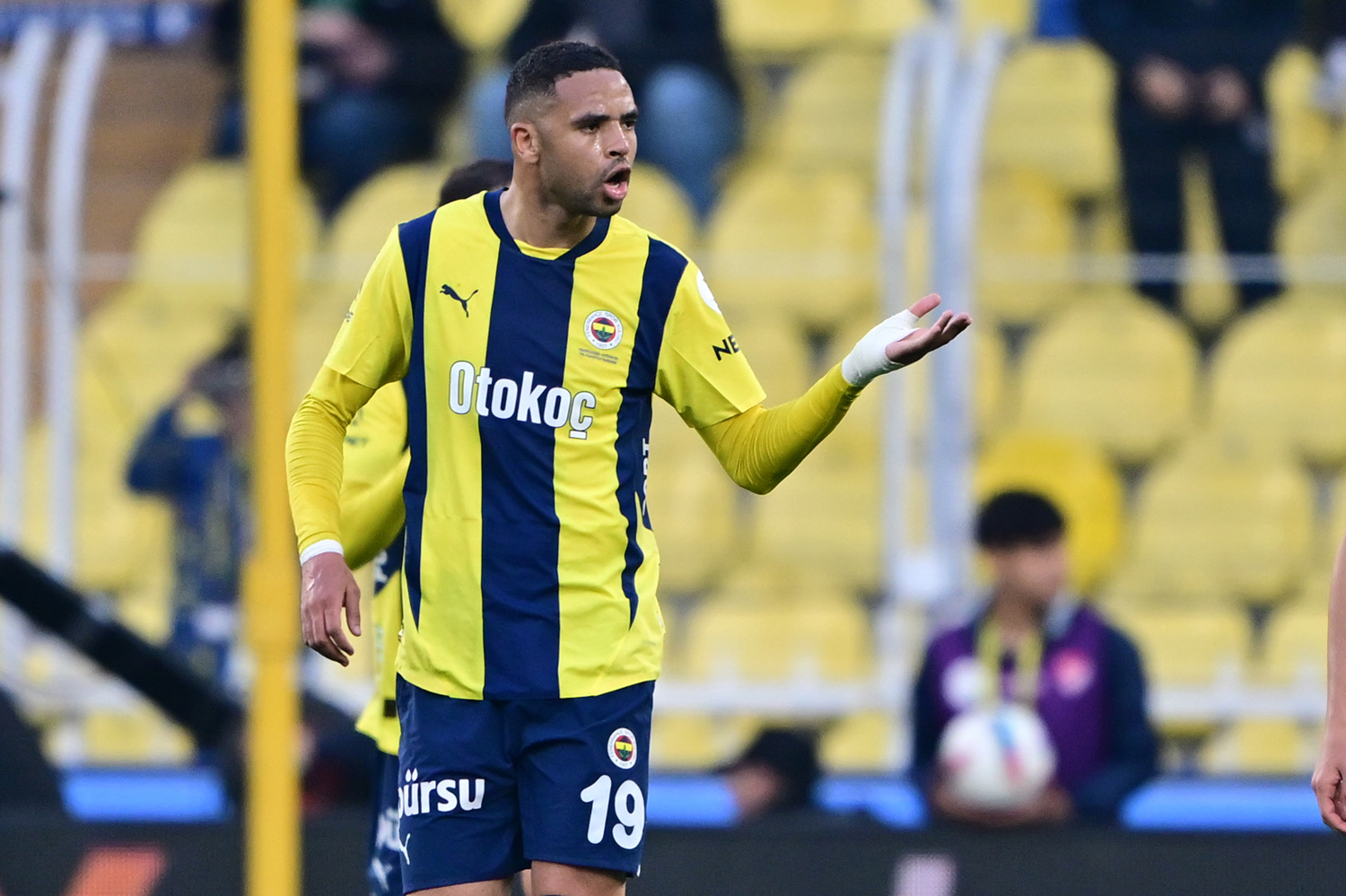 Fenerbahçe'nin Youssef En-Nesyri'yle yolları ayrılıyor