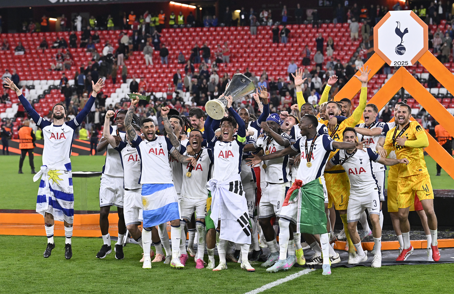 Tottenham, UEFA Avrupa Ligi'nde Manchester United'ı yenerek şampiyon oldu