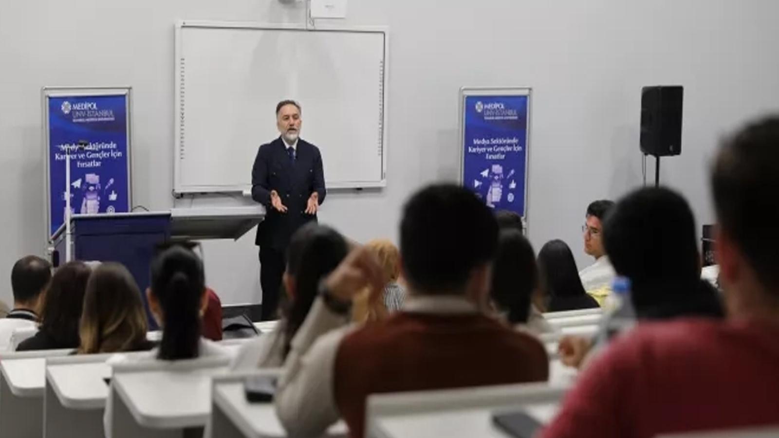 Gazeteci Murat Çiçek gençlerle buluştu