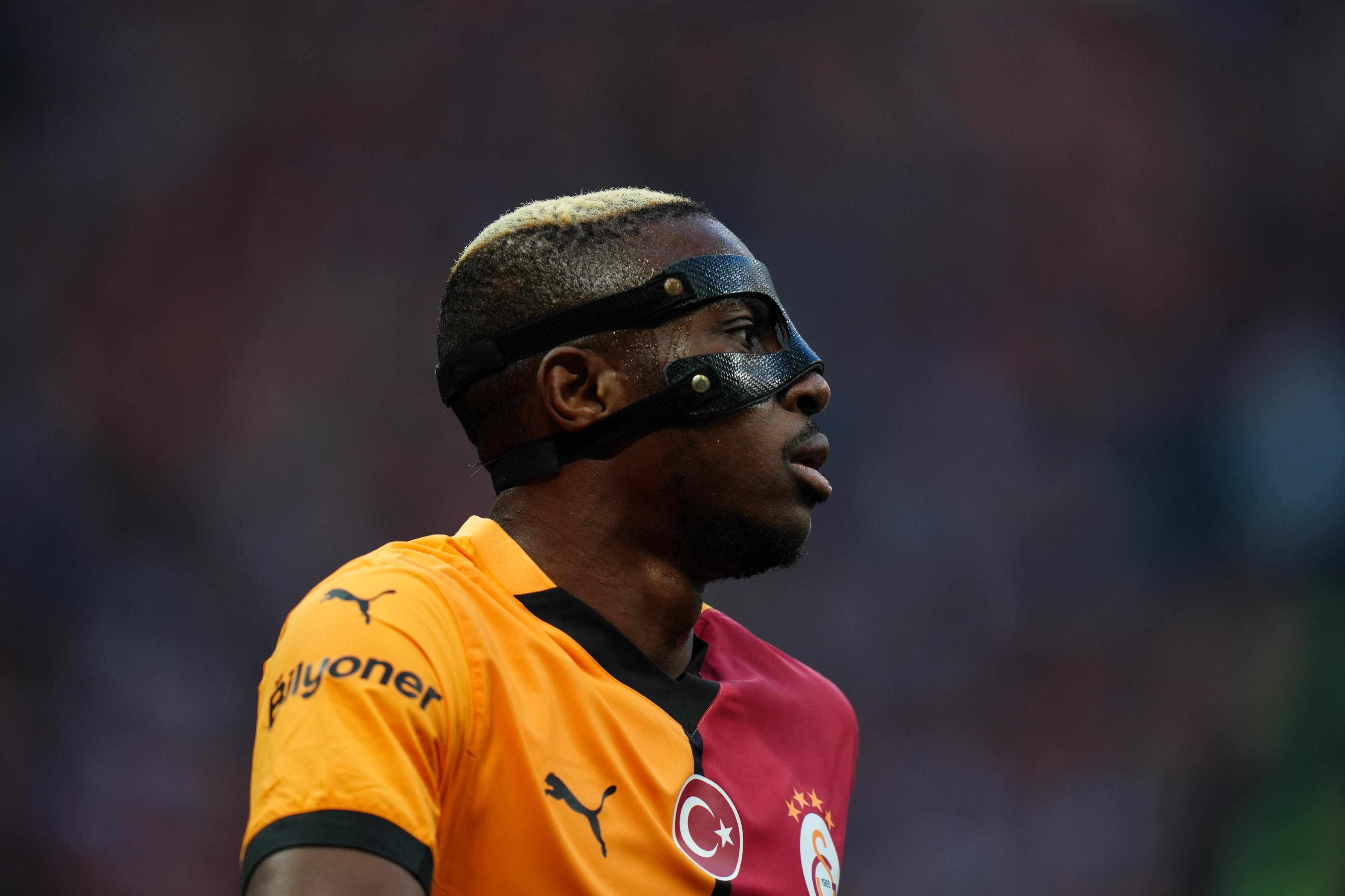 Victor Osimhen, Juventus'un teklifini reddederek Al Hilal'e yöneliyor