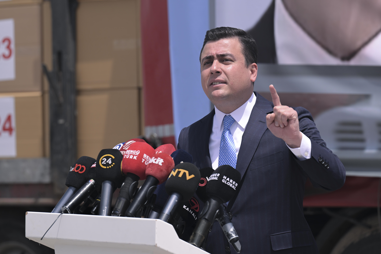 159 milyonluk vurgun! AK Partili Gökçek: Yavaş'a 140 milyon karton bardak sorusu