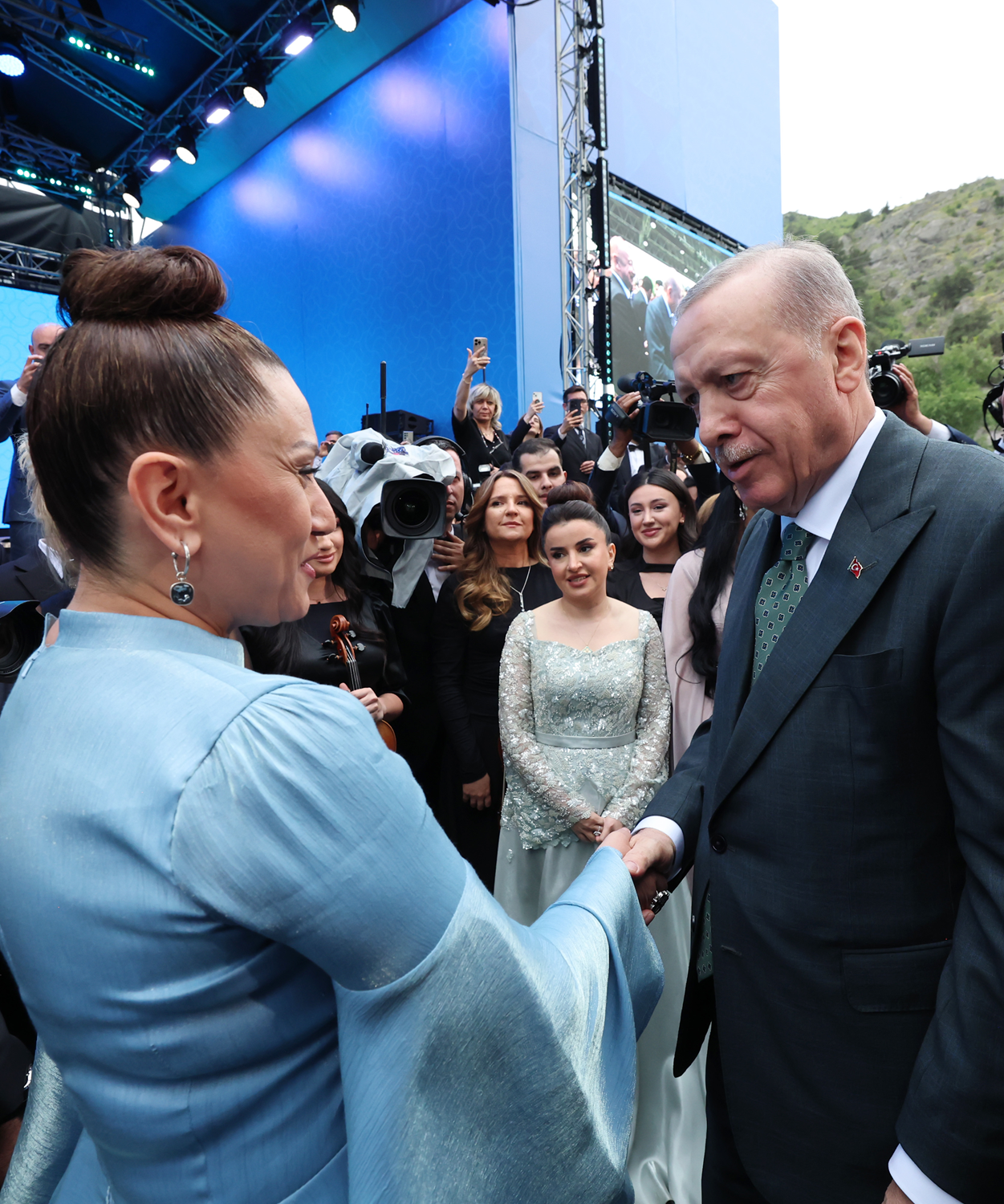 Cumhurbaşkanı Erdoğan, Azerbaycan Bağımsızlık Günü'nde düzenlenen konseri izledi