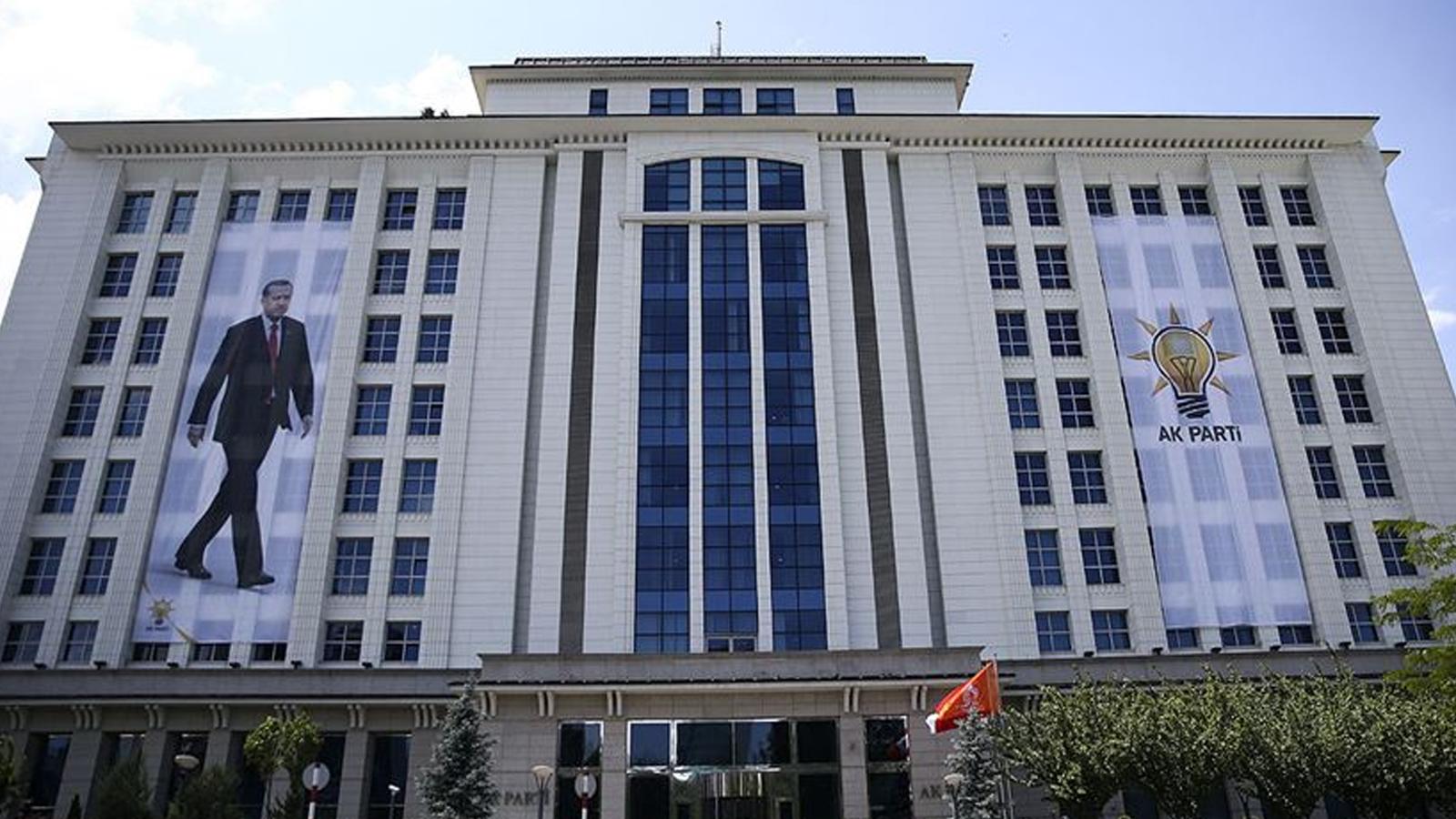 Cumhurbaşkanı Erdoğan'ın yeni anayasa için görevlendirdiği 10 hukukçu belli oldu!
