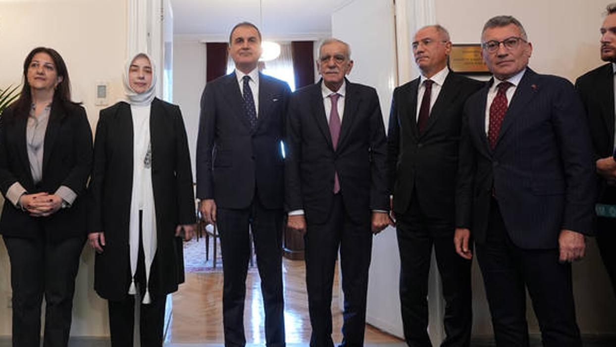 DEM Parti heyeti TBMM'de AK Parti'yi ziyaret ediyor