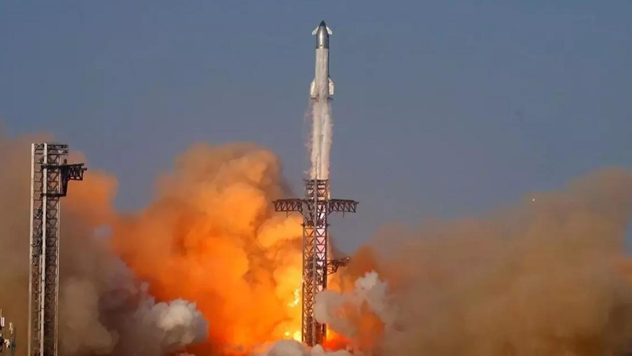 SpaceX'in Elon Musk'a ait Starship uzay aracı 9. test uçuşunda başarısız oldu
