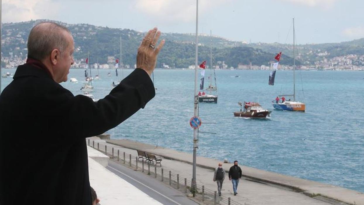Cumhurbaşkanı Erdoğan, İstanbul'un fethinin 572. yıl dönümünü kutladı