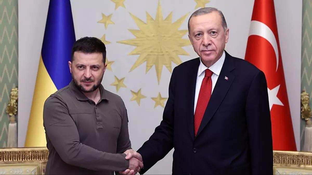 Cumhurbaşkanı Erdoğan'dan Zelenski'ye barış mesajı! Türkiye, çözüm için çaba göstermeye devam edecek