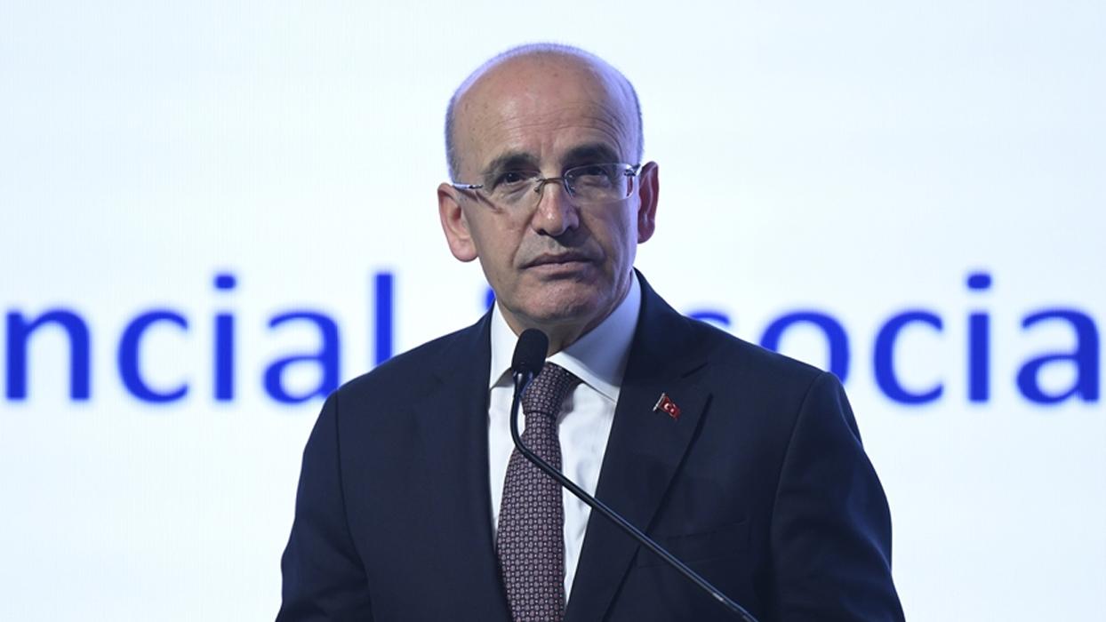 Bakanı Şimşek ihracatta yaşanan artışa dikkat çekerek hedefi açıkladı