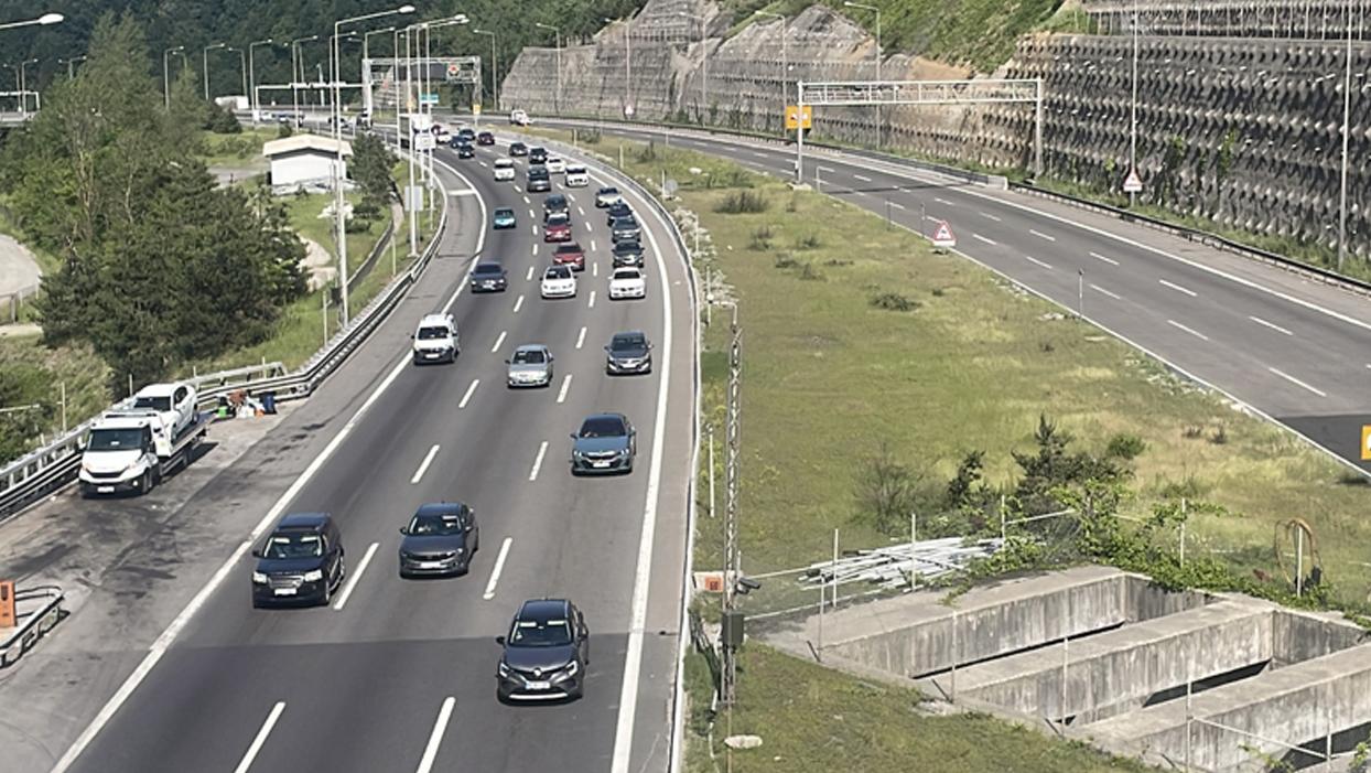 Anadolu Otoyolu'nda bayram tatili trafik hareketliliği