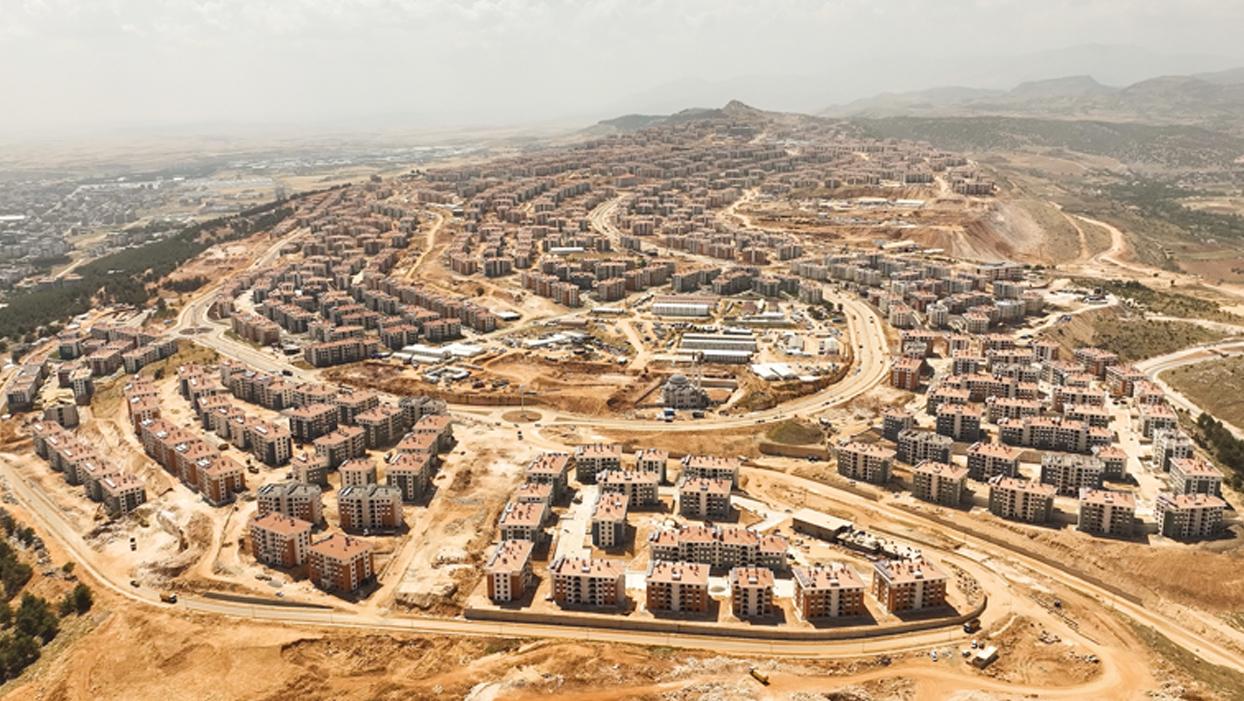 Bakan Kurum: Dağları deldik, yepyeni bir şehir kurduk! Burası Adıyaman İndere