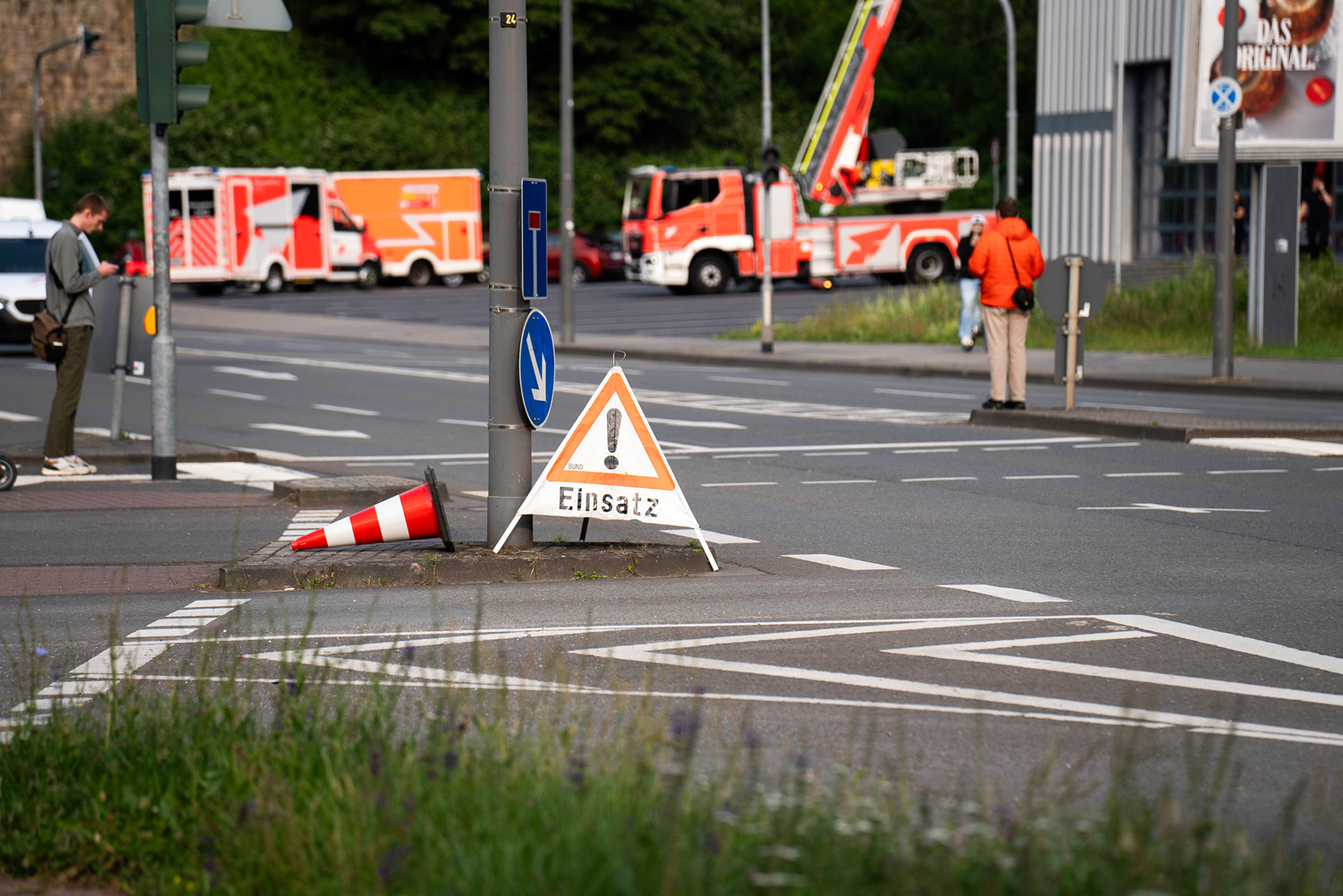 Köln'de 2. Dünya Savaşından kalma bombalar bulundu, 20 bin kişi tahliye ediliyor