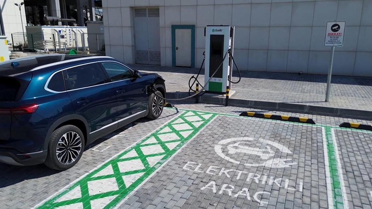 Elektrikli araç şarj altyapısı hızla artıyor