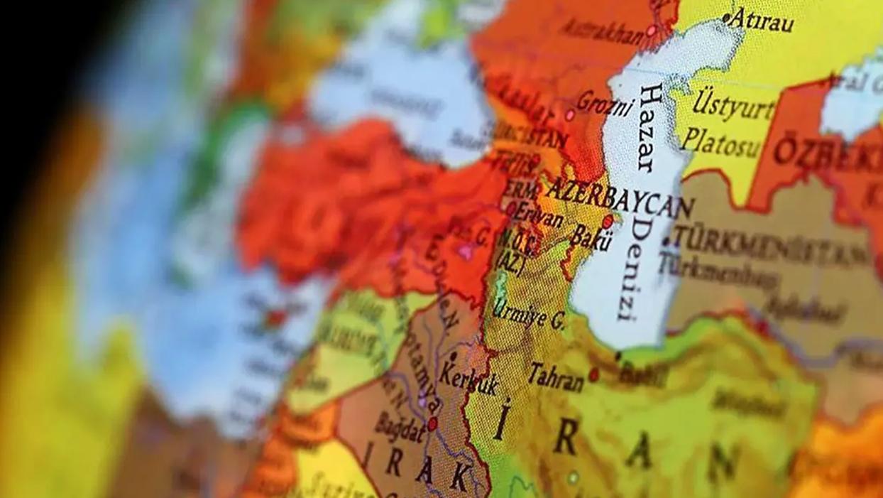 İran, ABD'nin Tahran'a gönderdiği nükleer müzakereler mektubuna tepkili: "Halkın çıkarlarını gözetmiyor"