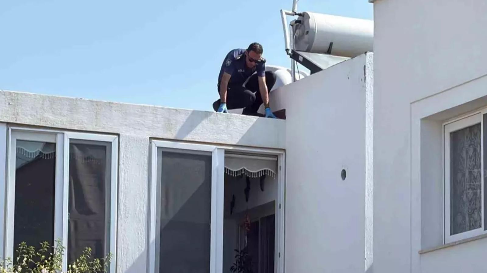 Bodrum'da emekli polis çatıdan düşerek yayatını kaybetti