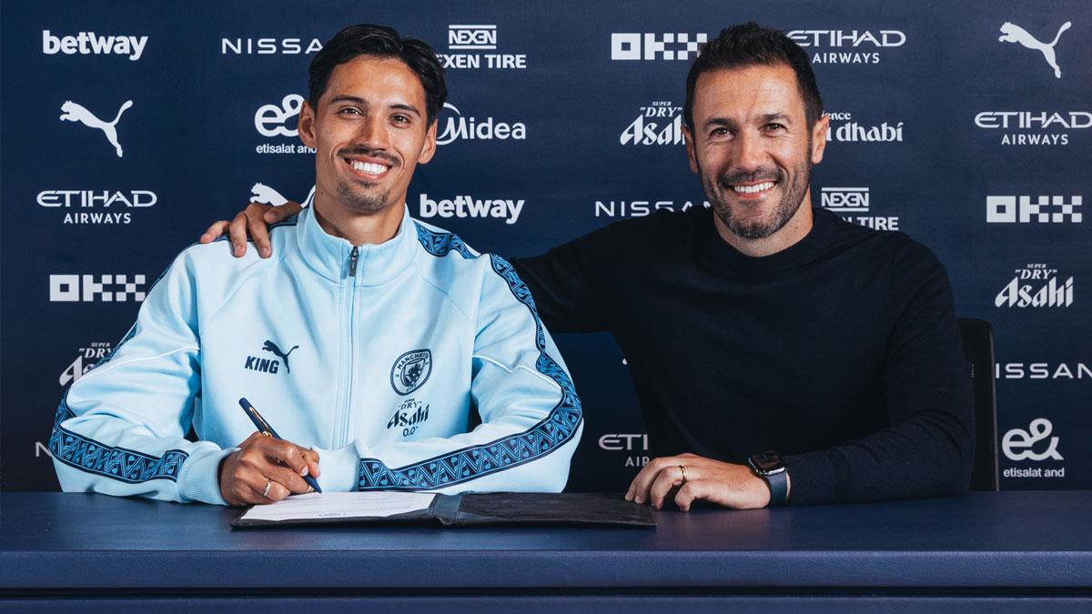 Manchester City, Hollandalı orta saha oyuncusu Tijjani Reijndersi kadrosuna kattı
