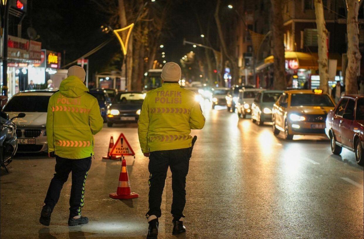 ''Huzur İstanbul'' uygulamasında 949 kişi yakalandı