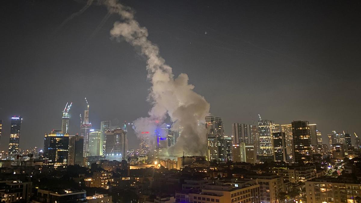 İran'dan İsrail'e misilleme: “Gerçek Vaad 3” operasyonu başladı