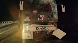 Derebucak'ta korkunç kaza: 1 ölü, 8 yaralı!