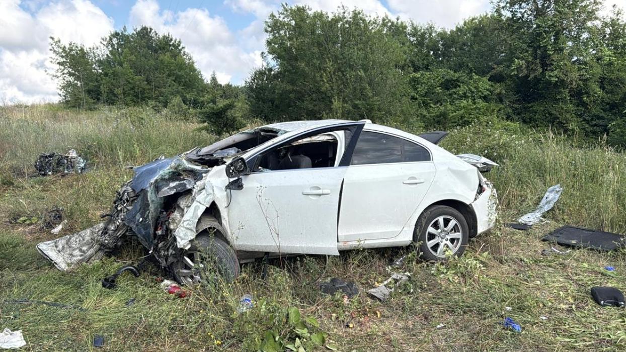 Kuzey Marmara Otoyolu'nda araç şarampole devrildi: 8 yaralı