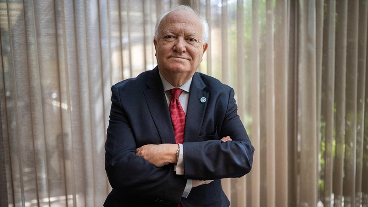 Moratinos'tan İstanbul'daki İslam İşbirliği Teşkilatı toplantısına övgü