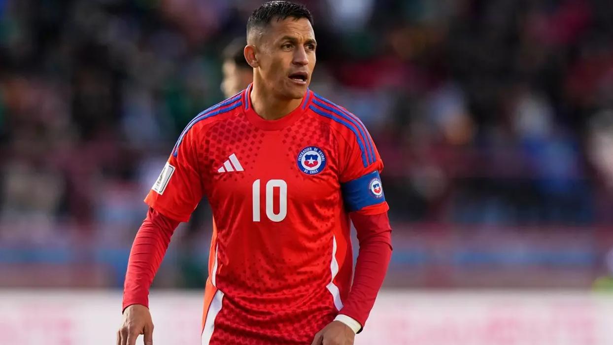Alexis Sanchezin İstanbul paylaşımı transfer dedikodularını alevlendirdi
