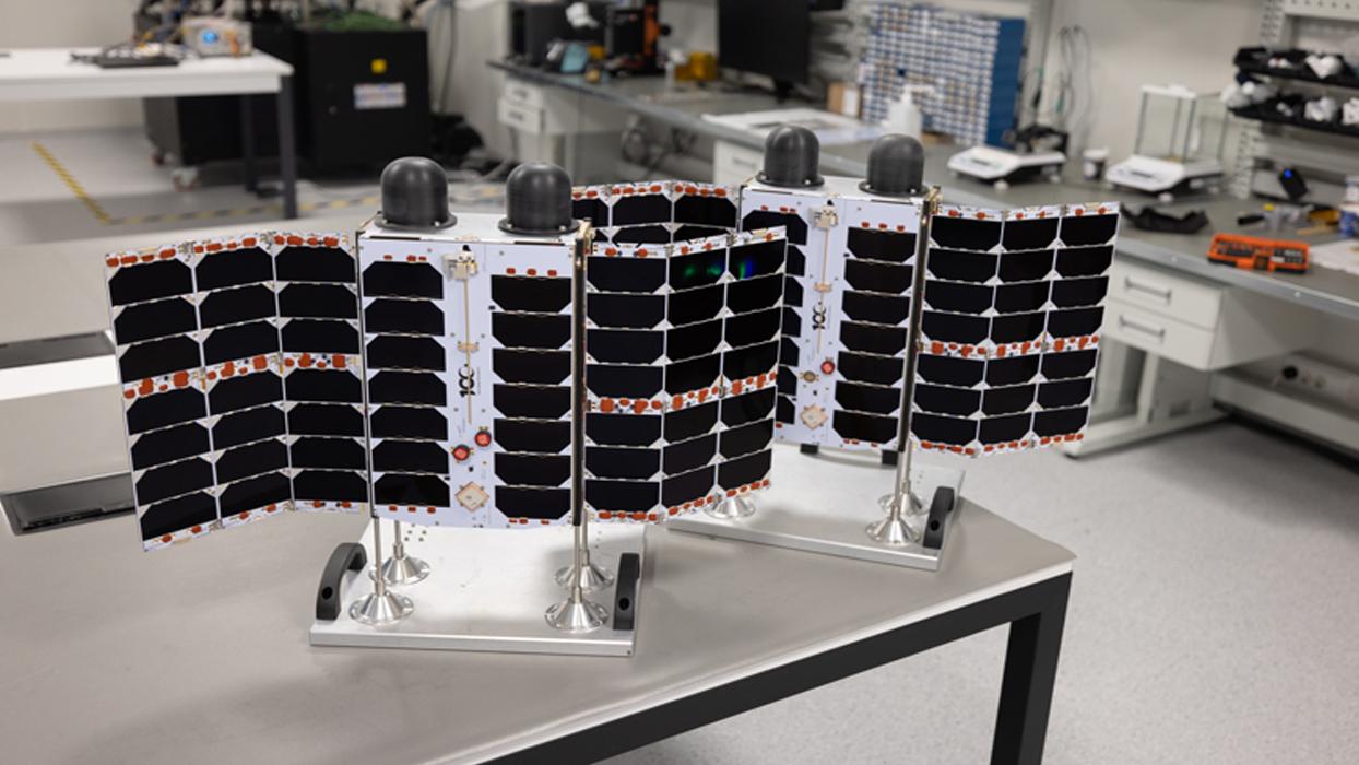 Plan-S, SpaceX Falcon 9 roketiyle 4 yeni uydusunu başarıyla uzaya gönderdi