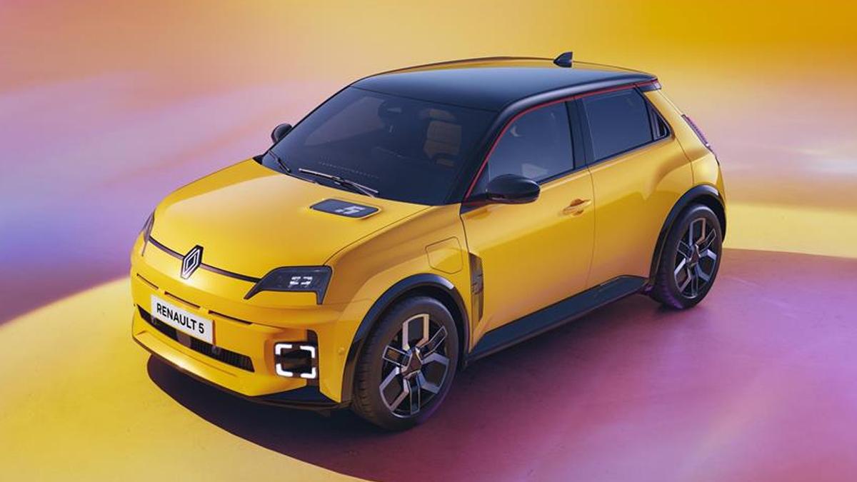 Renault yaptı yapacağını! Yeni otomobilin fiyatı ve özellikleri dikkat çekiyor