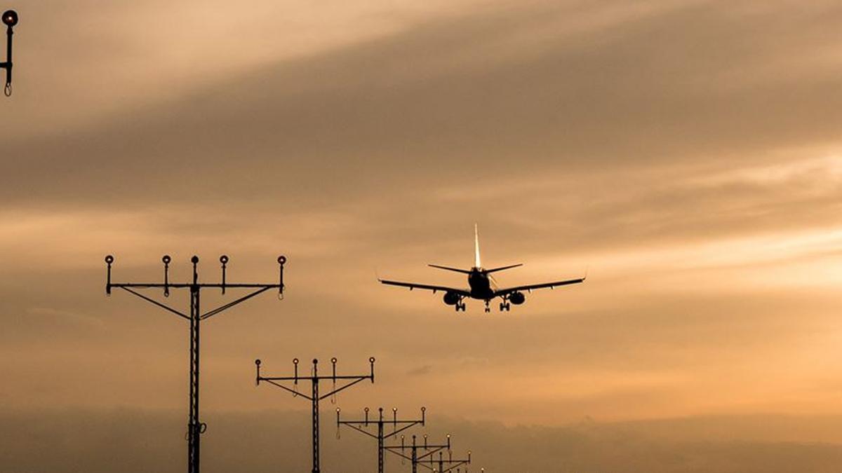 Ateşkes sonrası İran'dan hava sahası adımı: Yeniden açıldı
