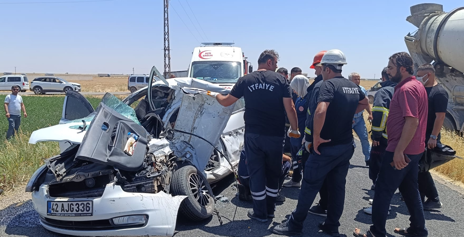 Mardin'de otomobil ile beton mikseri çarpıştı: 2 ölü