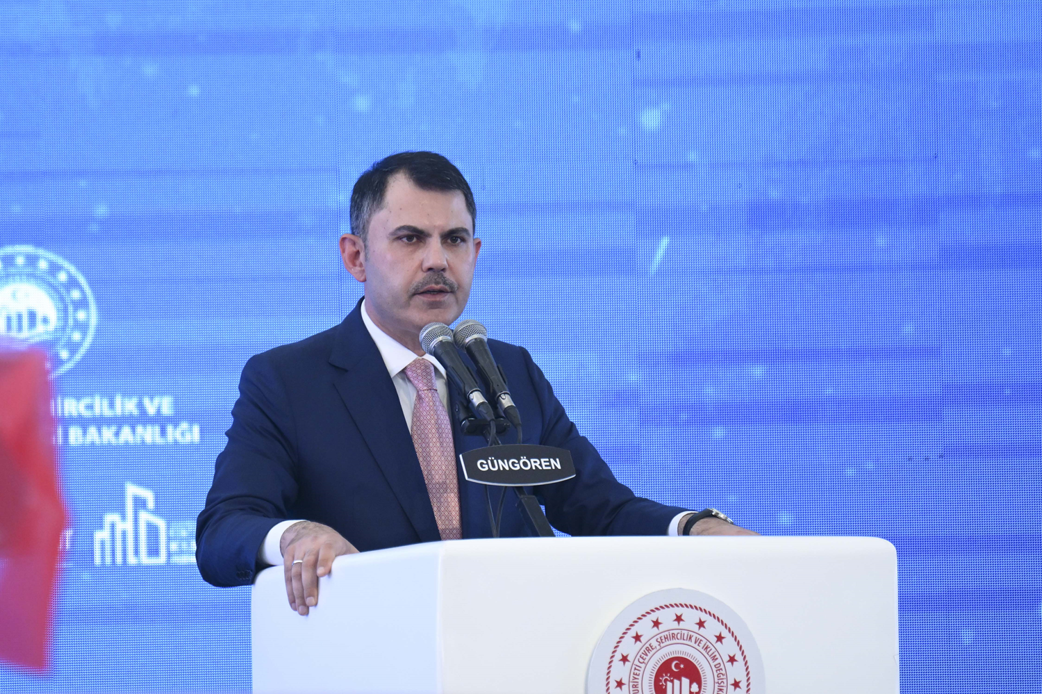 Bakan Kurum'dan CHP'ye "kentsel dönüşüm" salvosu: Yüz yılda yapamadıklarını bir yılda yaptık