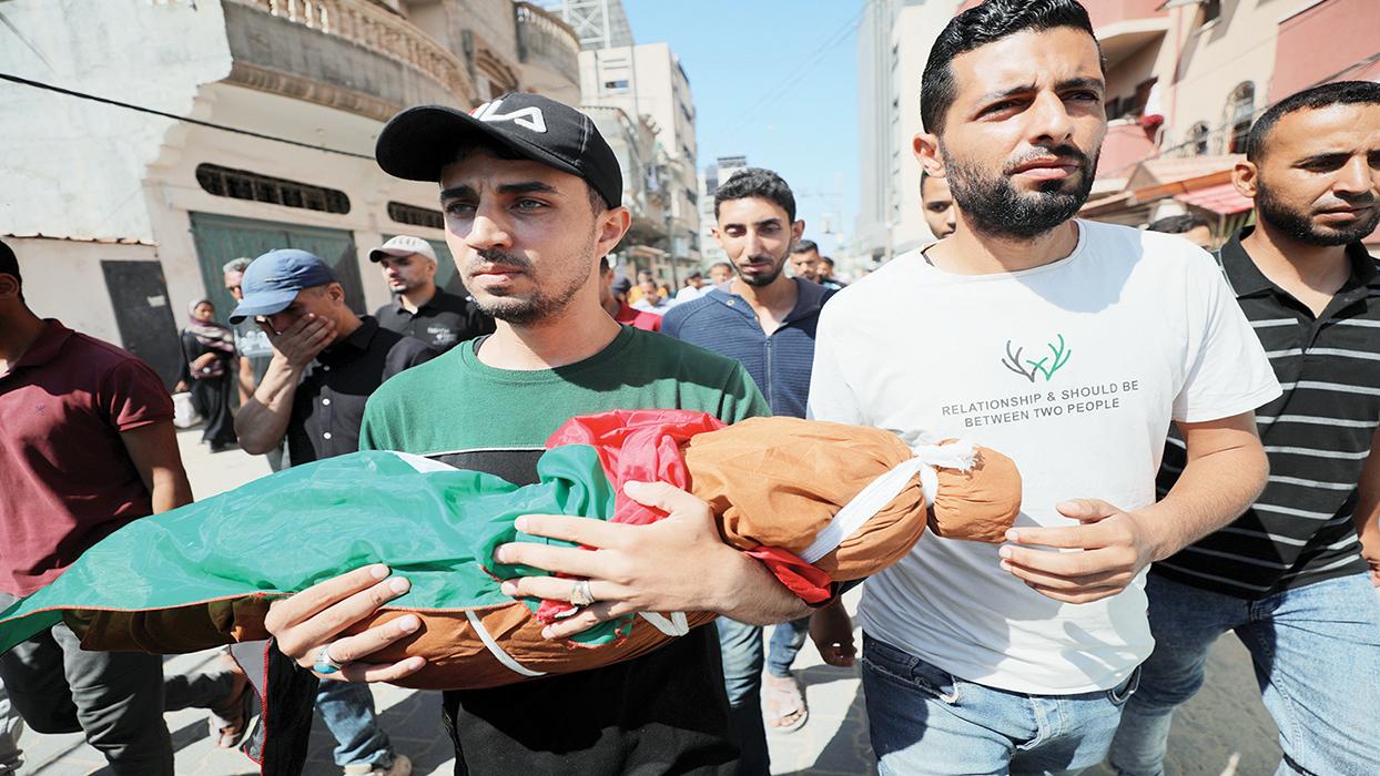 Soykırımcı İsrail ablukasındaki Gazze'de bebekler açlıktan ölüyor