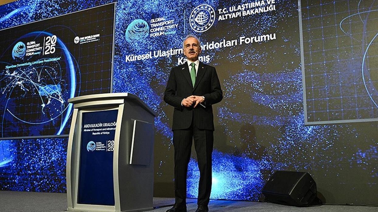 Bakan Uraloğlu "Küresel Ulaştırma Koridorları Forumu"nun çıktılarını açıkladı