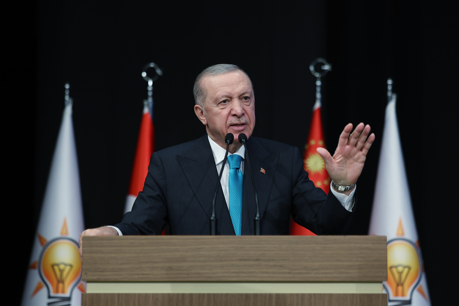 Küstah Leman'a çok sert tepki! Cumhurbaşkanı Erdoğan: Peygamberimize yapılan saldırının hesabı sorulacak