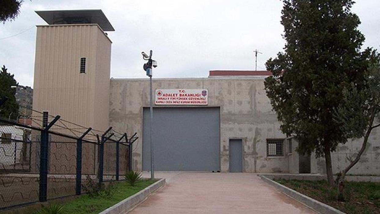 DEM Parti Heyeti İmralı'ya gitti!