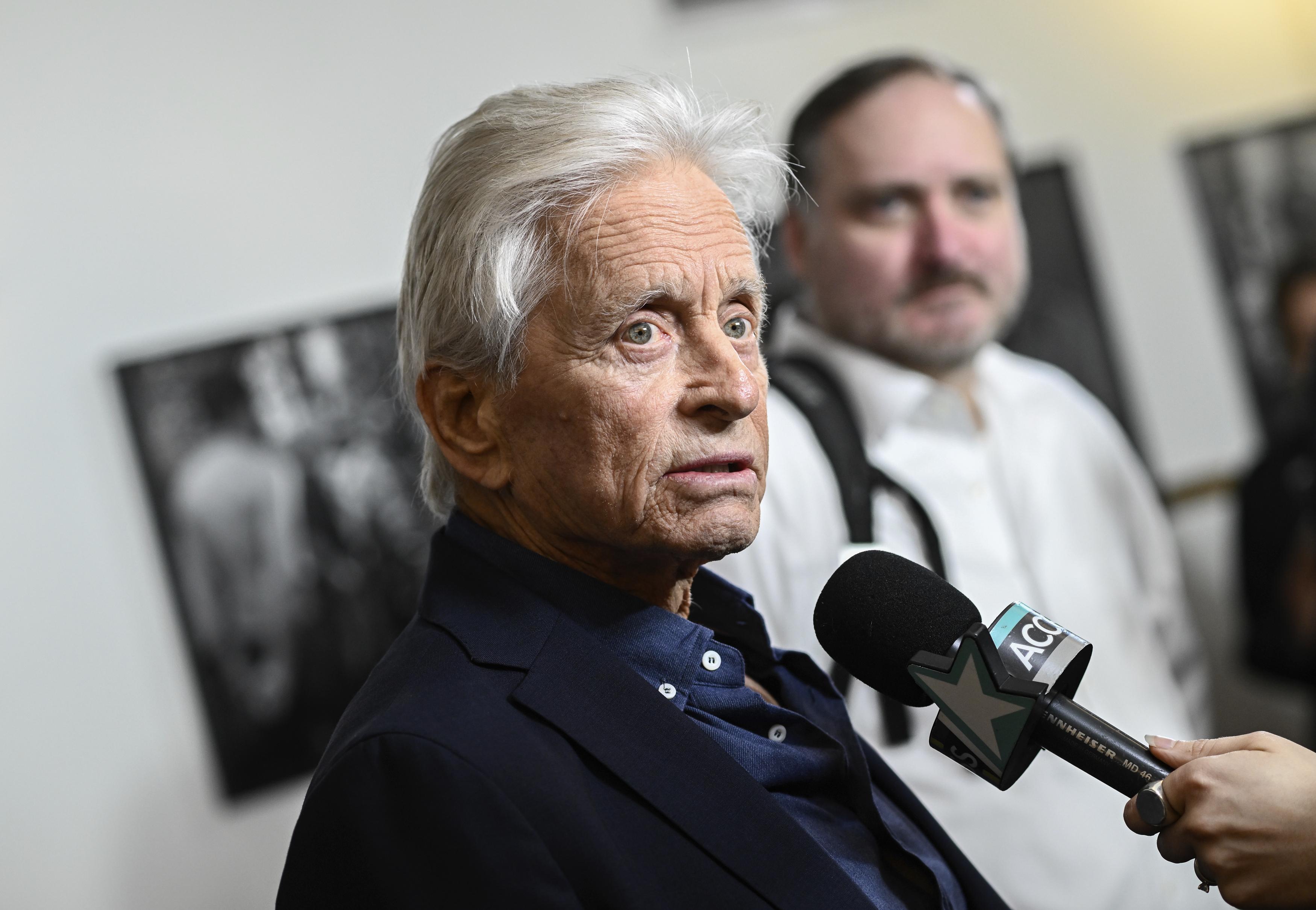 Hollywood'un Oscar ödüllü aktörü Michael Douglas oyunculuğu bıraktı!