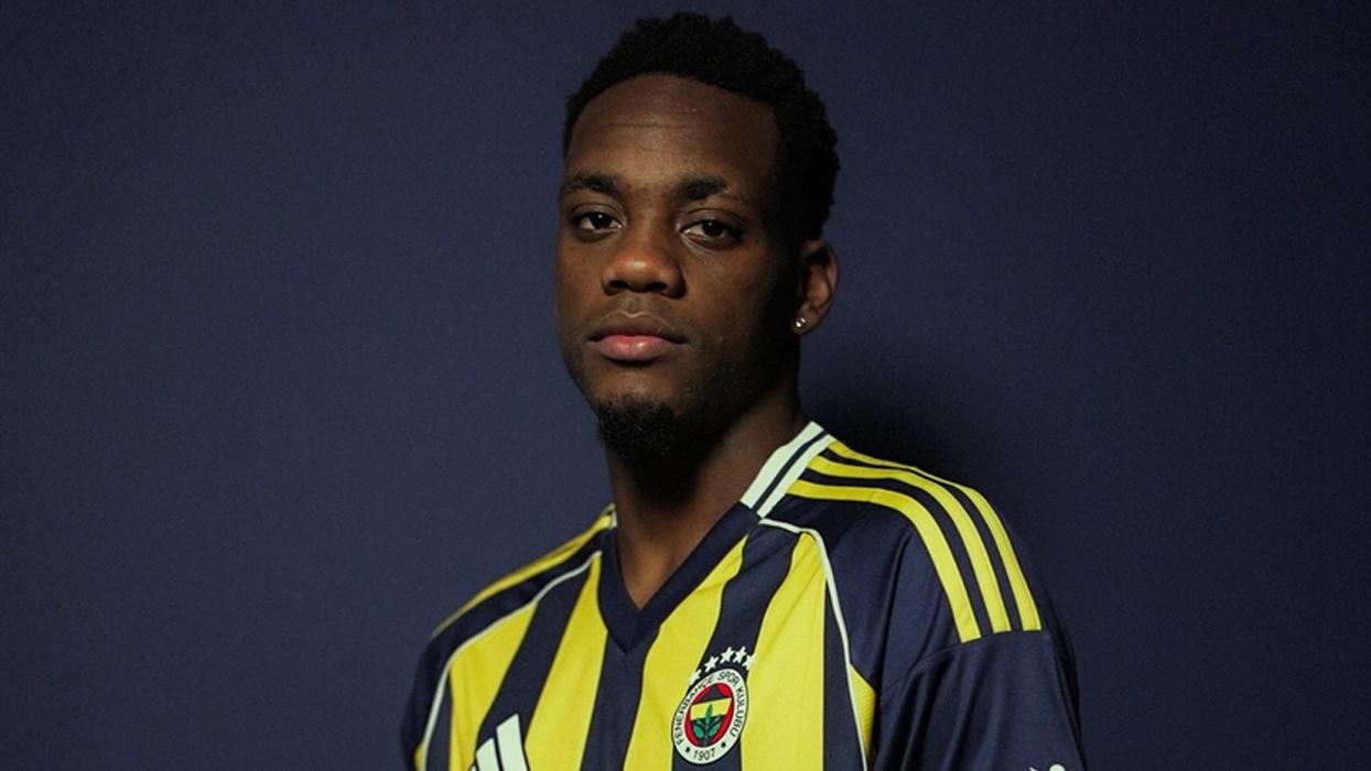 Jhon Duran, 1 yıllığına Fenerbahçe'de
