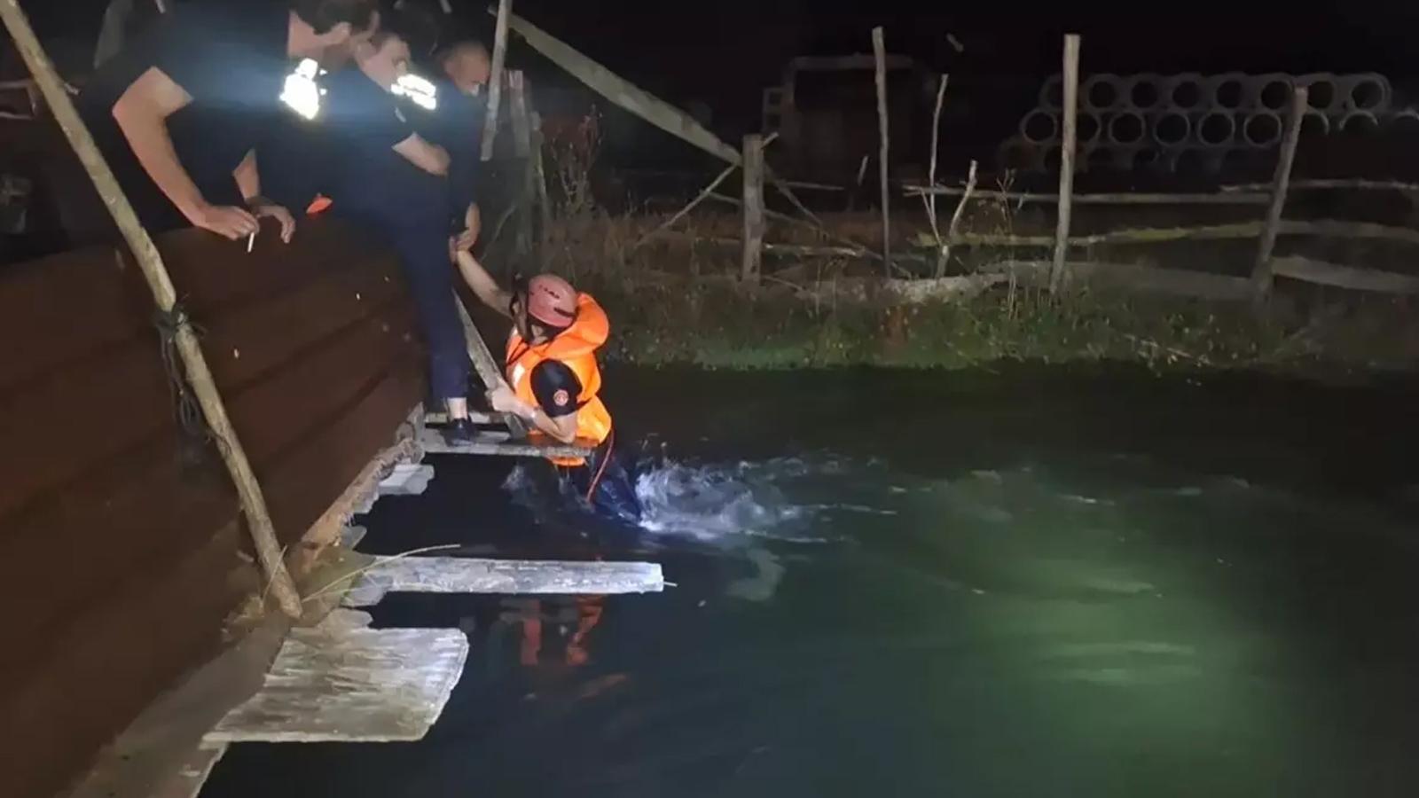 Bafra'da park halindeki araçtan düşen kişi sulama kanalında hayatını kaybetti