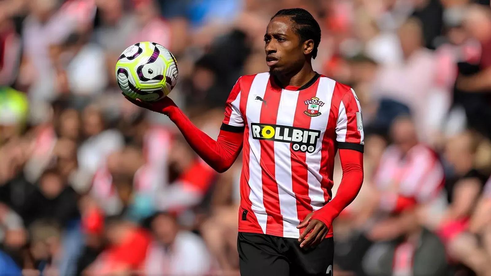 Fenerbahçe, Kyle Walker Peters için Beşiktaş'a karşı hamle yaptı!