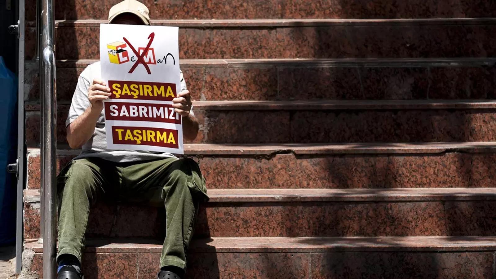 Karikatür provokasyonunda yeni gelişme: Firari müdüre gözaltı kararı