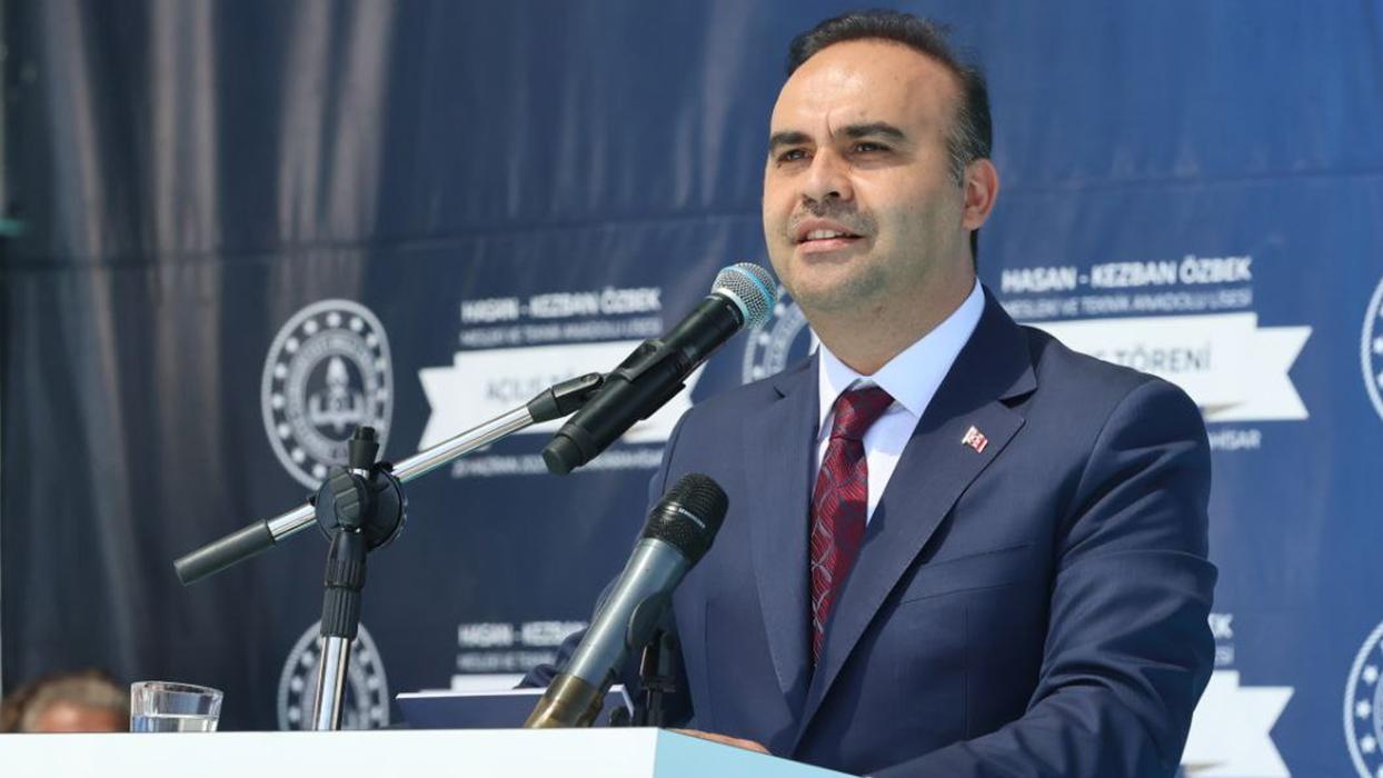 Sanayi ve Teknoloji Bakanı Kacır: Yapay zeka sistemlerinin regülasyonu şart!