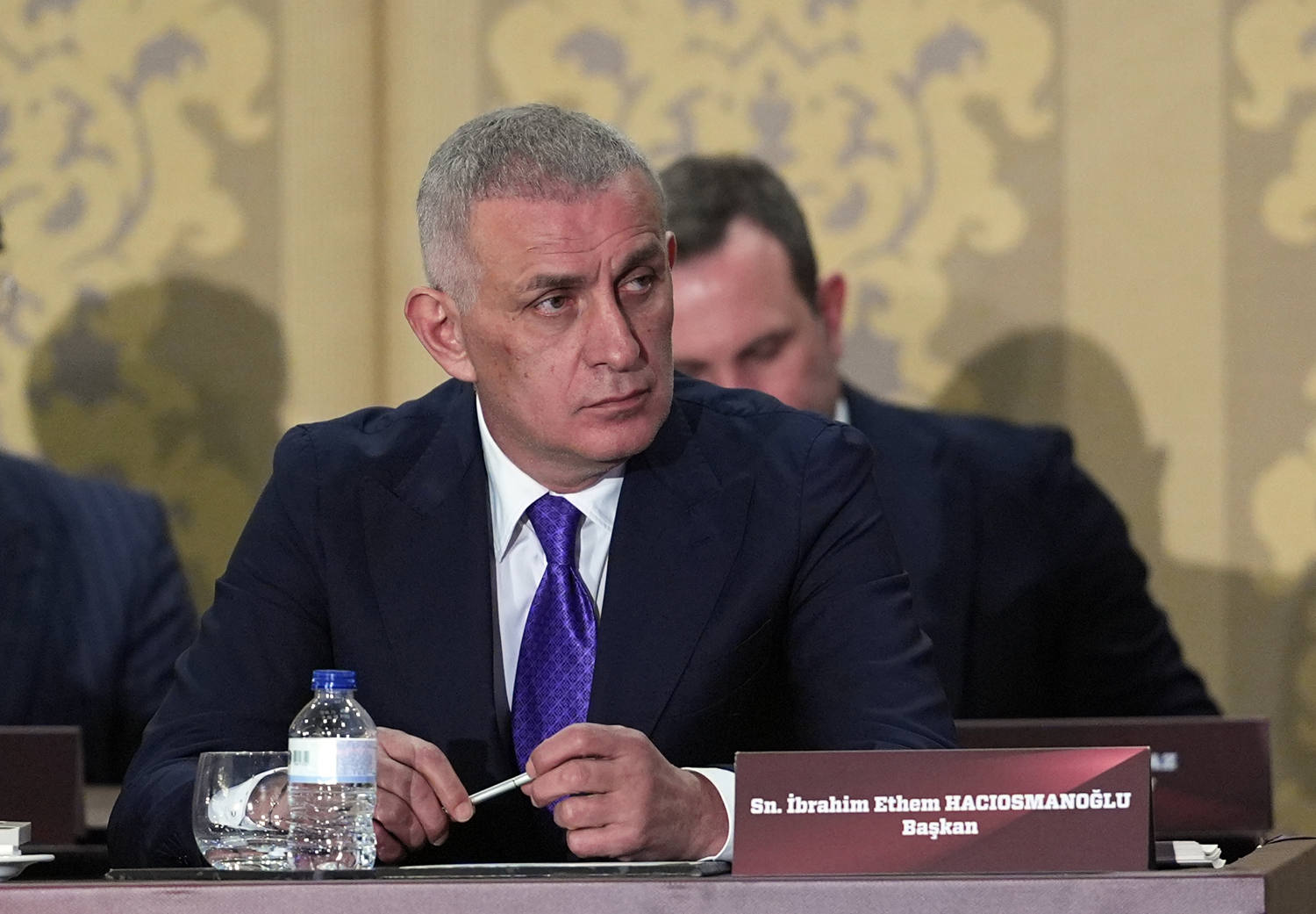TFF Başkanı Hacıosmanoğlu: Kulüpler arasında eşit mesafede kaldık!