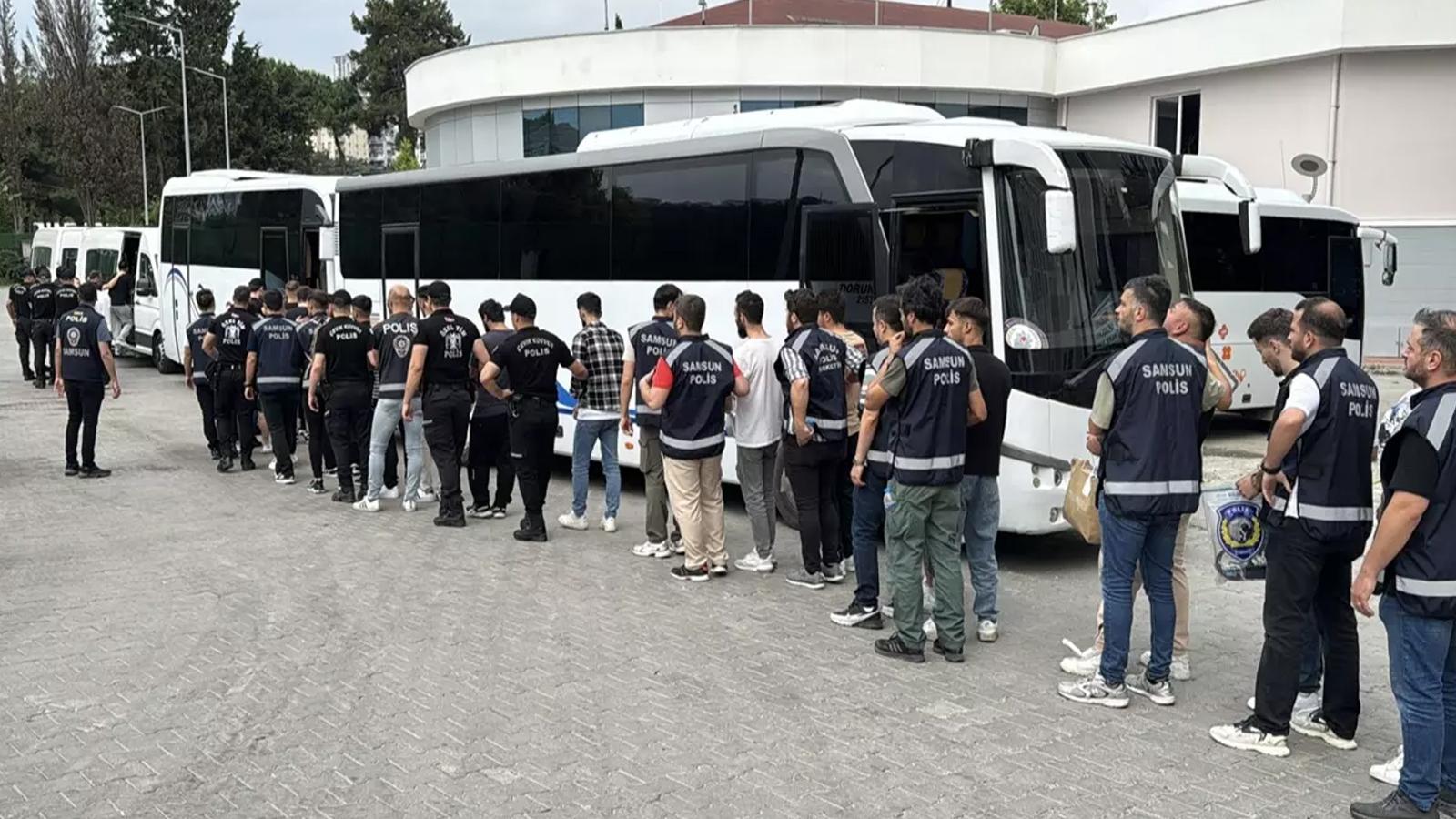 Yasa dışı bahis operasyonunda yakalananlar adliyede