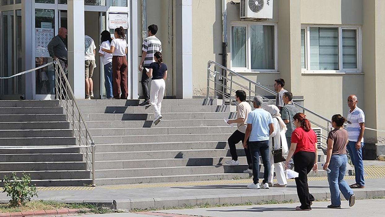 MEB-AGS maratonu ilk oturumla başladı
