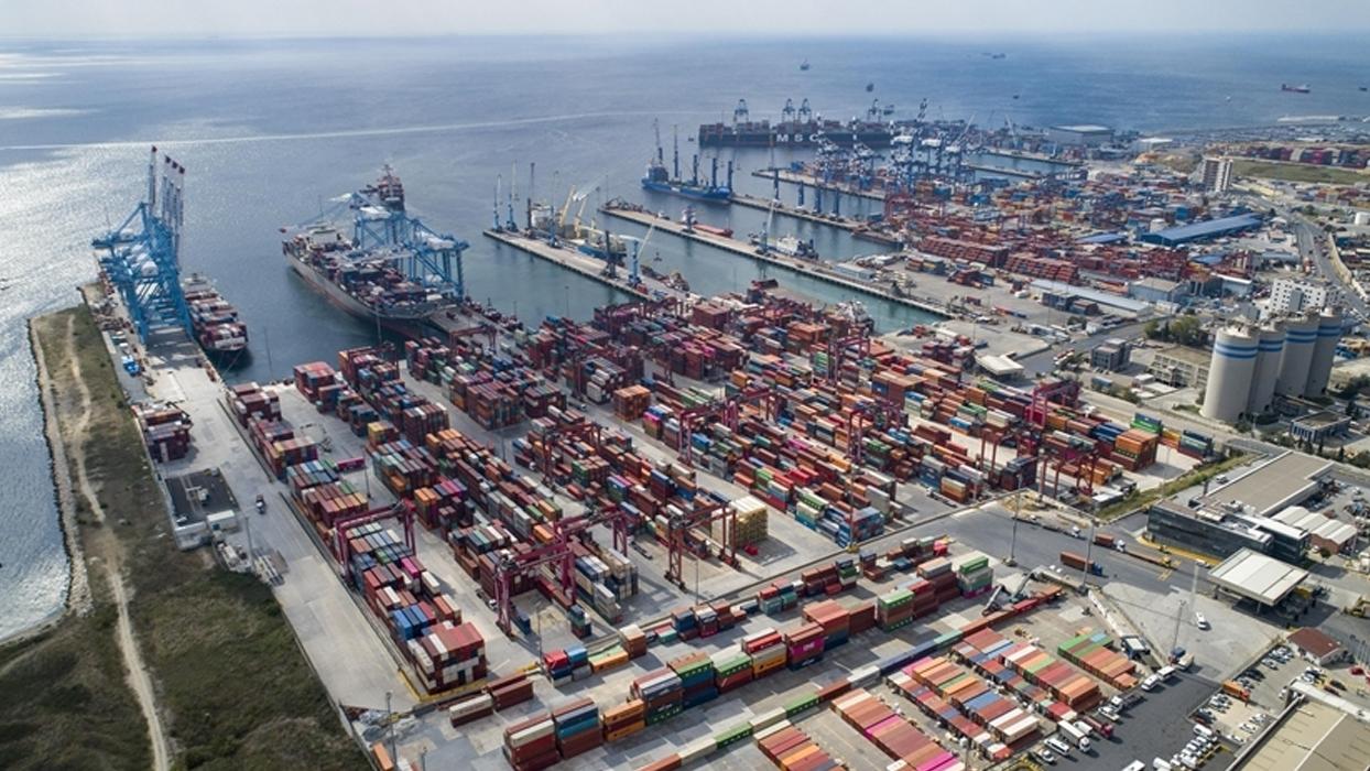 Türkiye'nin komşularına ihracatı 2025'in ilk yarısında 13,3 milyar dolara ulaştı