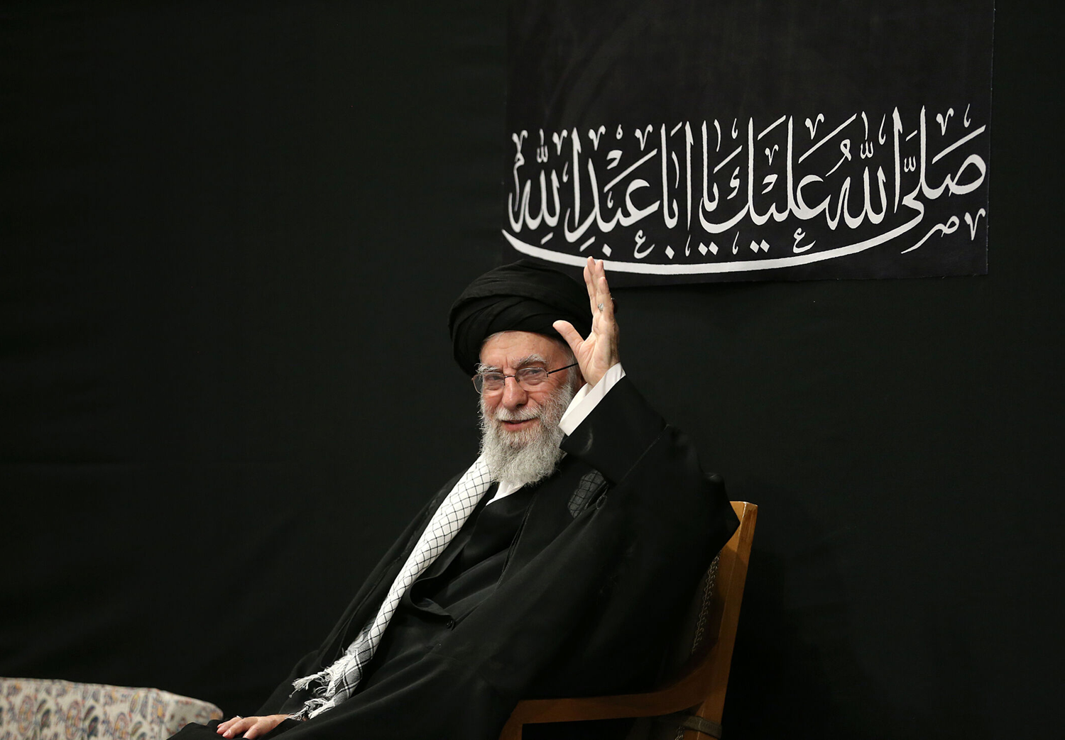 Hamaney'in ofisinden Gallant'ın mektubuna cevap: Abartılı güç gösterisi!