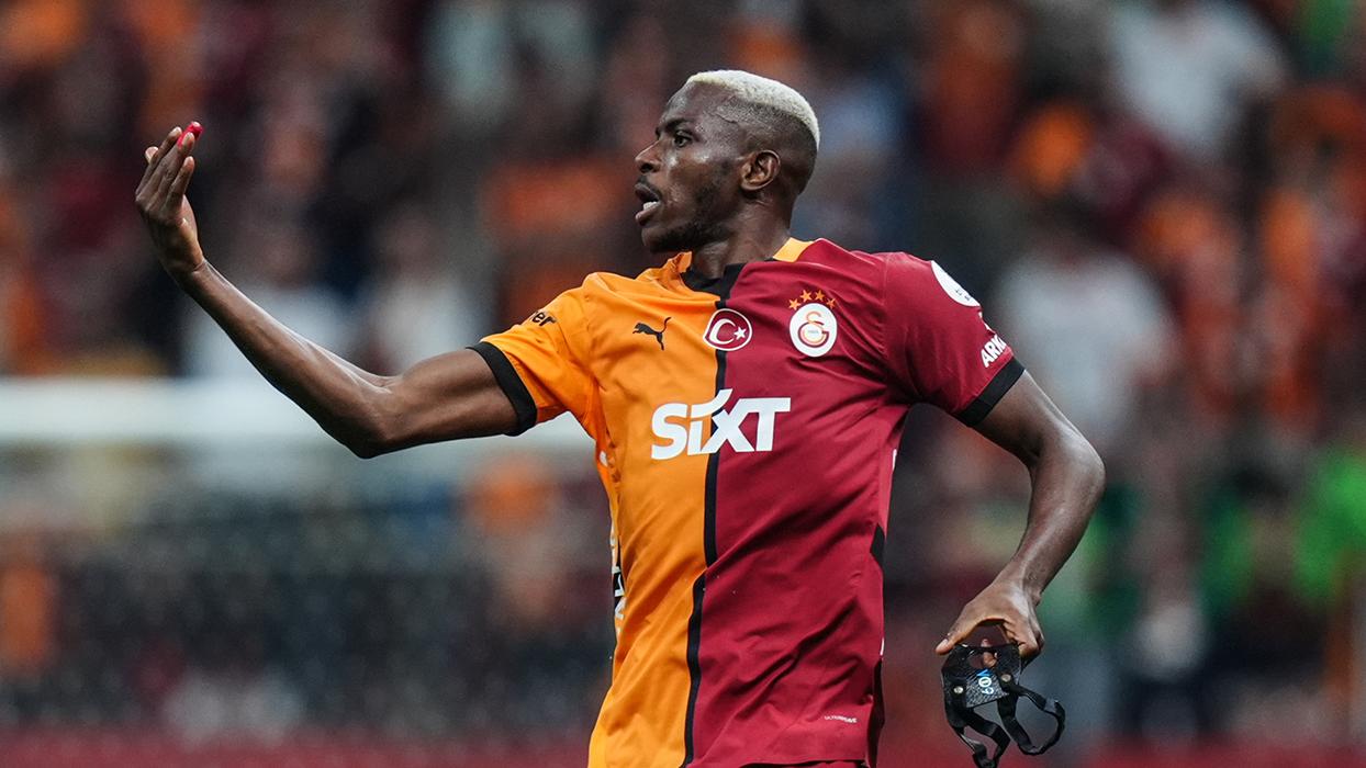 Osimhen Galatasaray'da kalacak mı, gidecek mi? Galatasaray Napoli'yle anlaştı mı?