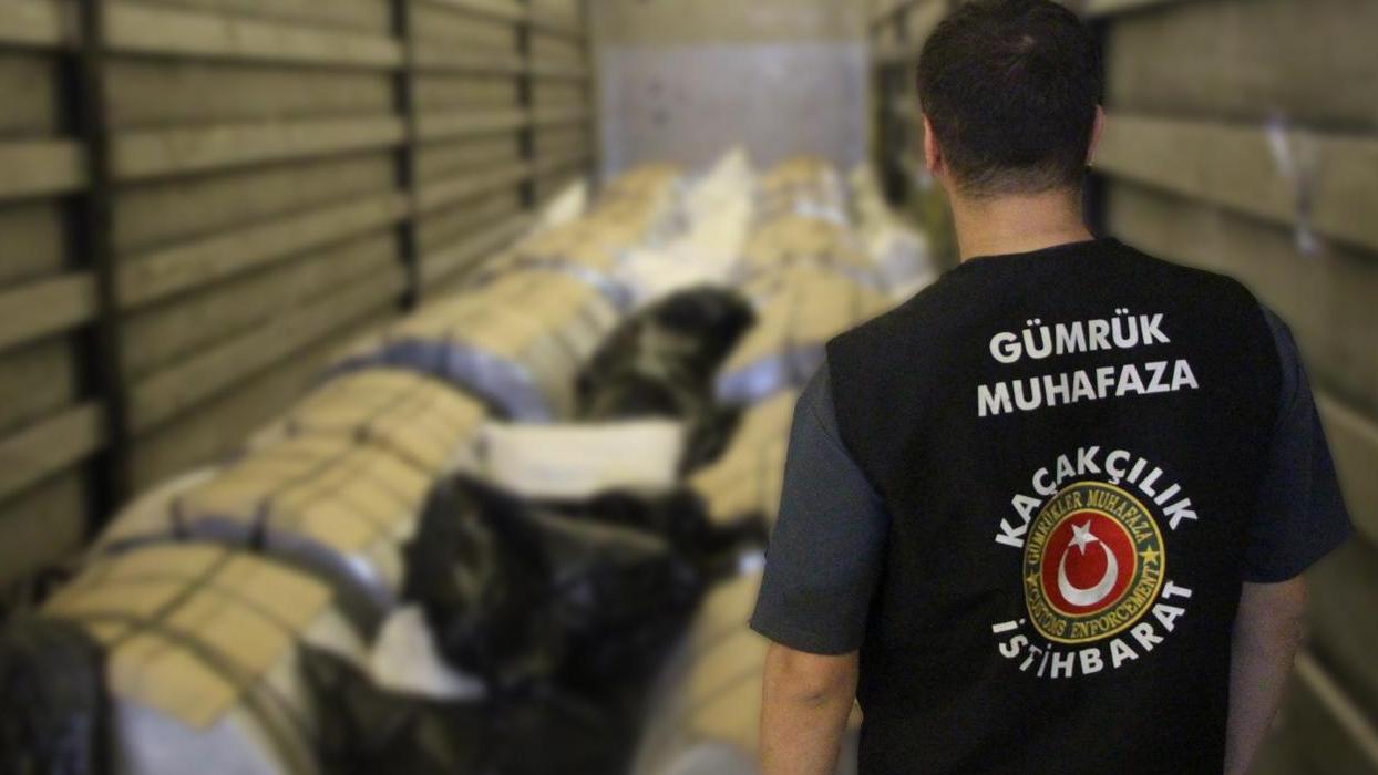 Ticaret Bakanlığı duyurdu! Gümrüklerde 6 ayda 35,5 milyar liralık kaçakçılık engellendi